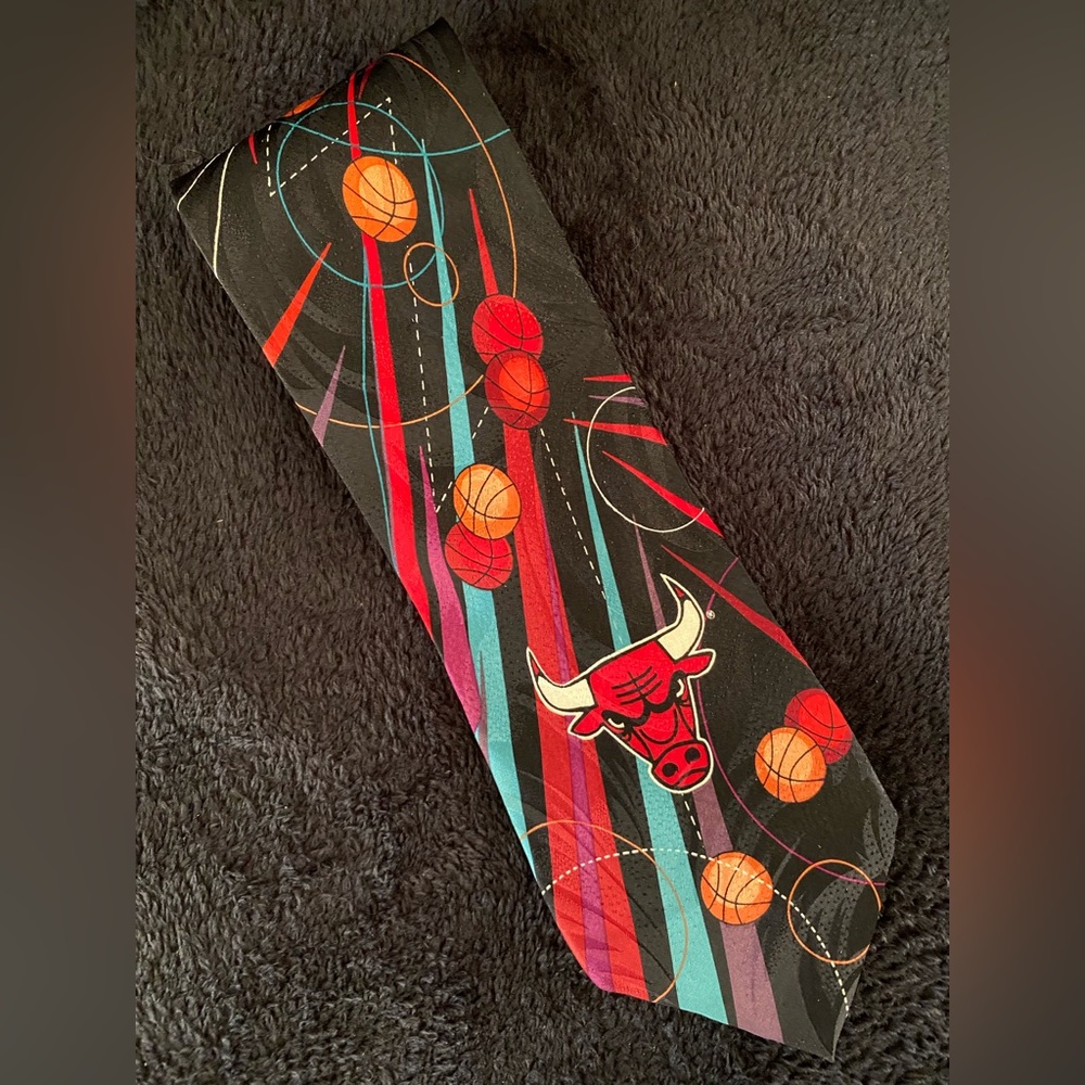 Vintage Chicago Bulls Basketball Silk Tie